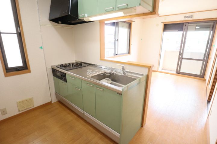 静岡県浜松市中央区神田町(アパート)の賃貸物件のキッチン