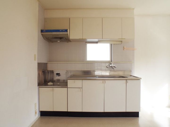 谷山コーポA棟のキッチン
