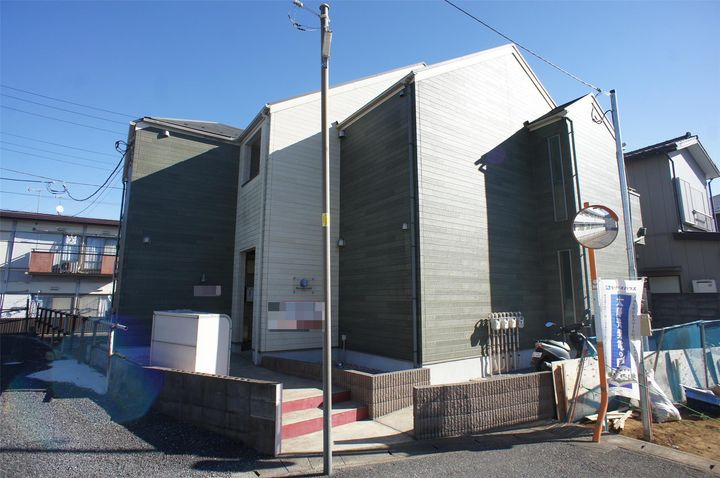 Precious Earth 逆井の外観