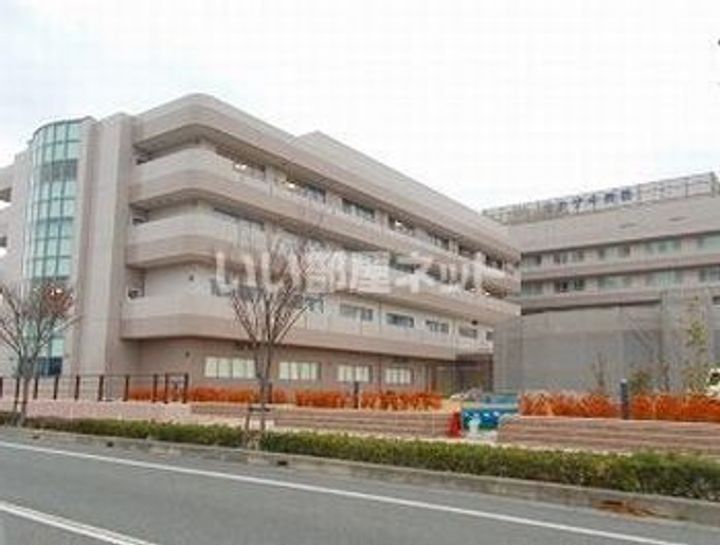 セントラルメゾンの周辺