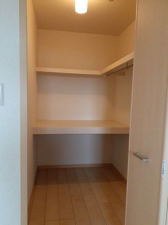 神奈川県海老名市門沢橋2(マンション)の賃貸物件の内装