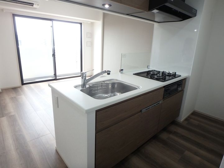 オーキッドレジデンス上野の居間