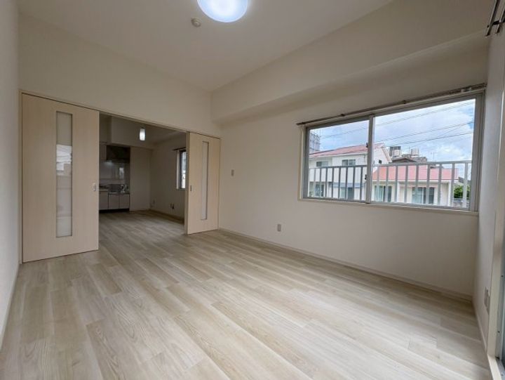 メゾンなかほどの居間