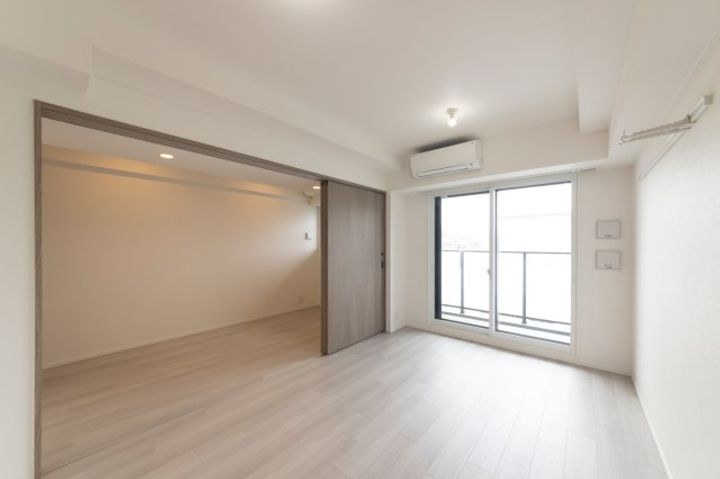 RESIDENCE KOENJIの居間