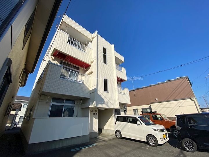 サンシャイン飯塚の外観