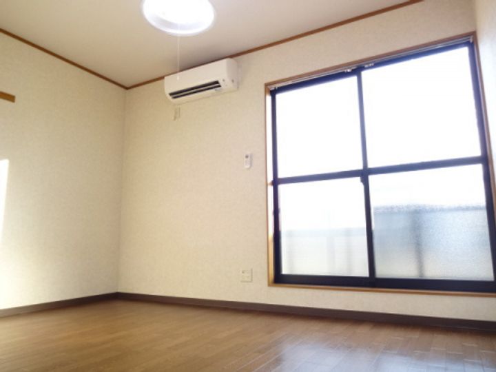 ドリームハイツ2号館の居間