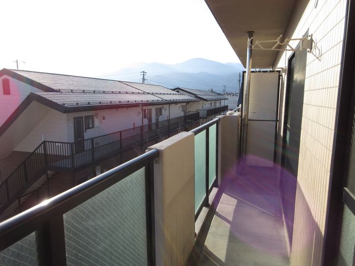 ヴェルチェ千野A棟の内装