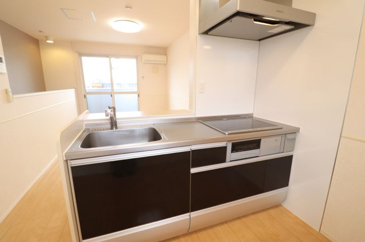 石川県野々市市新庄3(一戸建)の賃貸物件のキッチン
