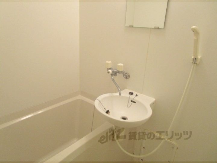 レオパレスK2の風呂