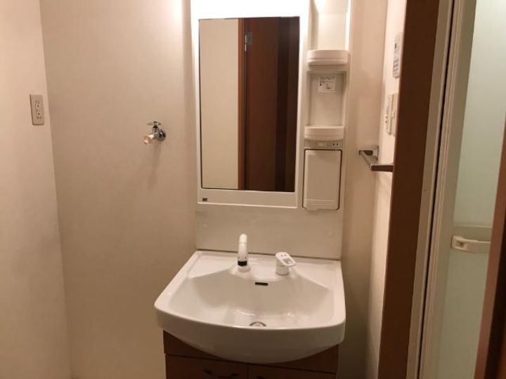 広島県福山市曙町5(アパート)の賃貸物件の内装