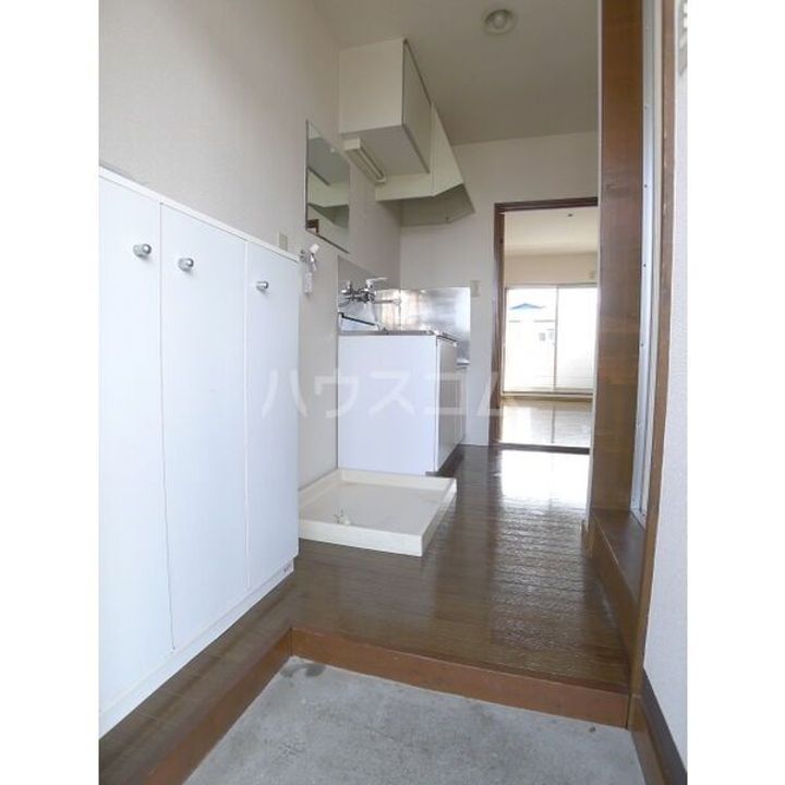 ベルクハイツ陽東の玄関