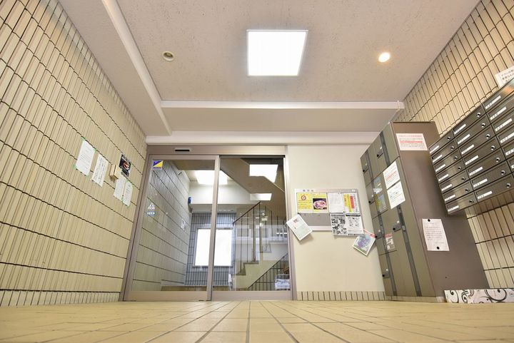 ピースパーク本川の外観