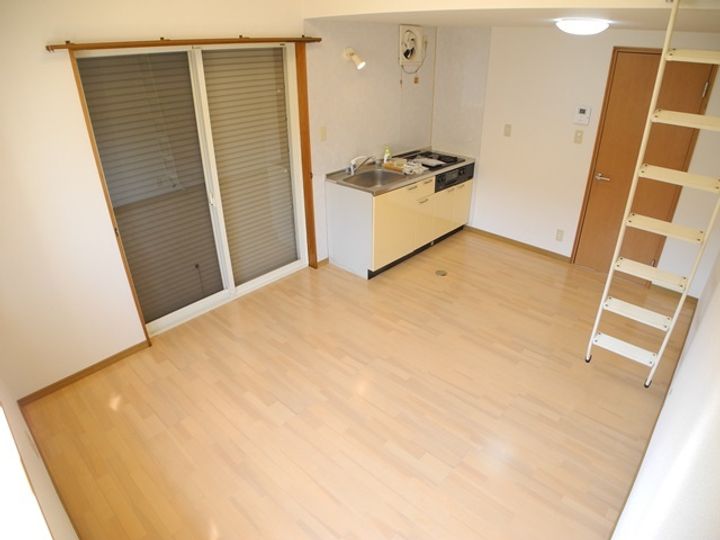 ゆたりハイツの居間
