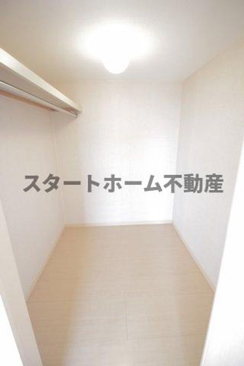 徳島県鳴門市撫養町斎田字西発(アパート)の賃貸物件の内装