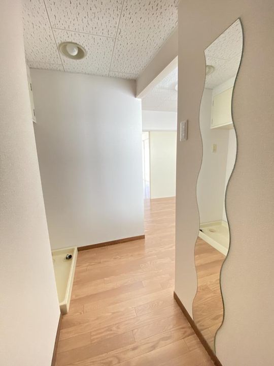 レジデンス検見川の玄関