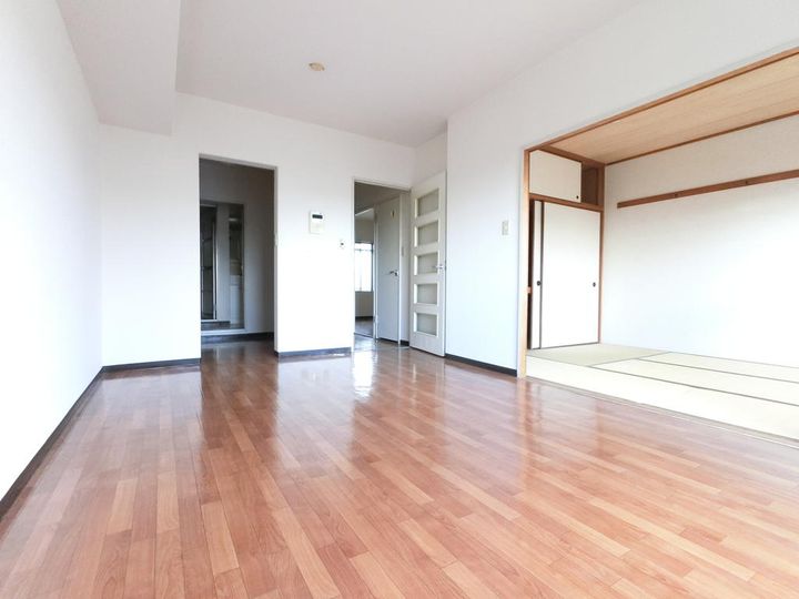 神奈川県横浜市港北区日吉3(マンション)の賃貸物件の居間