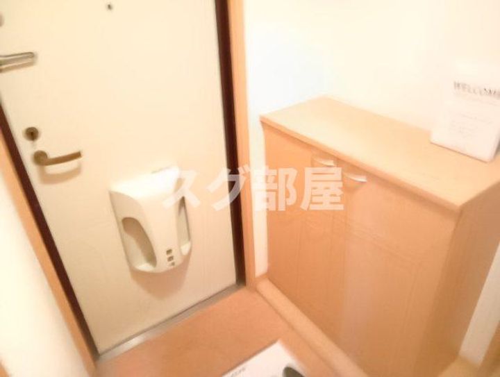 バーロハイツの玄関
