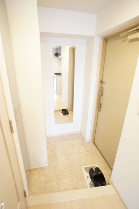 東京都中央区日本橋浜町3(マンション)の賃貸物件の玄関