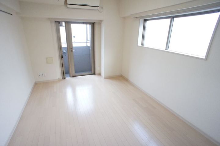 東京都中央区日本橋浜町3(マンション)の賃貸物件の居間