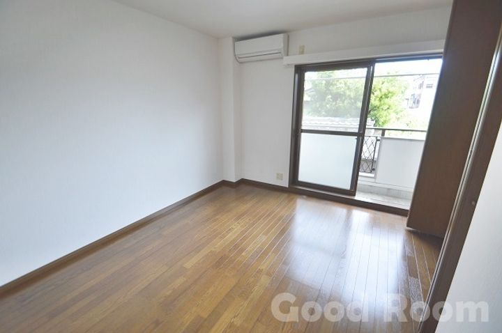 徳島県阿南市富岡町南向(アパート)の賃貸物件の居間