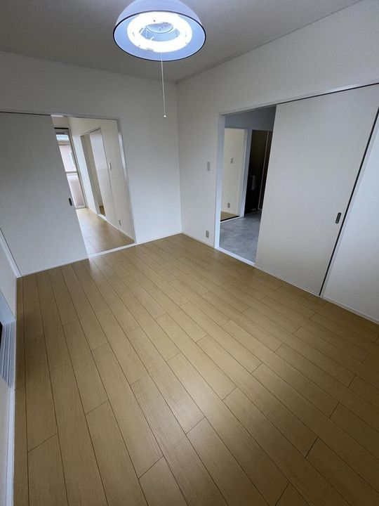 アルシオンIIの居間