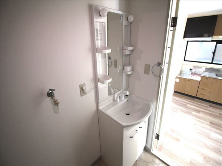 ホワイトハイツCの内装