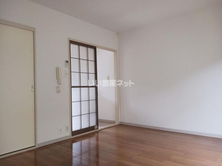 ブルージュの内装