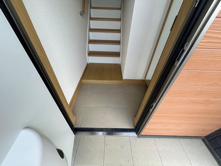 El alivio(エル・アルビオ)C棟の玄関