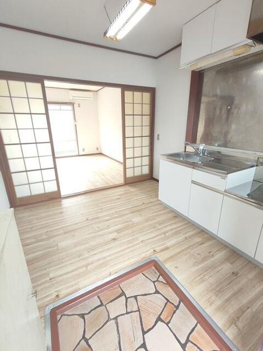 伊藤ハイツの玄関