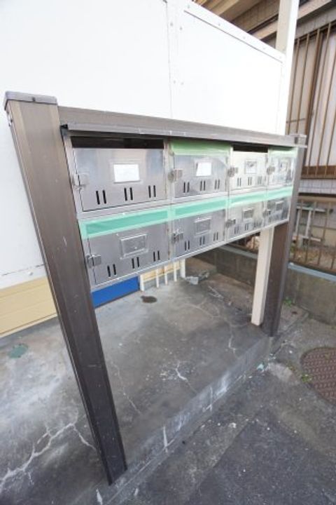 メゾン誉田の地図