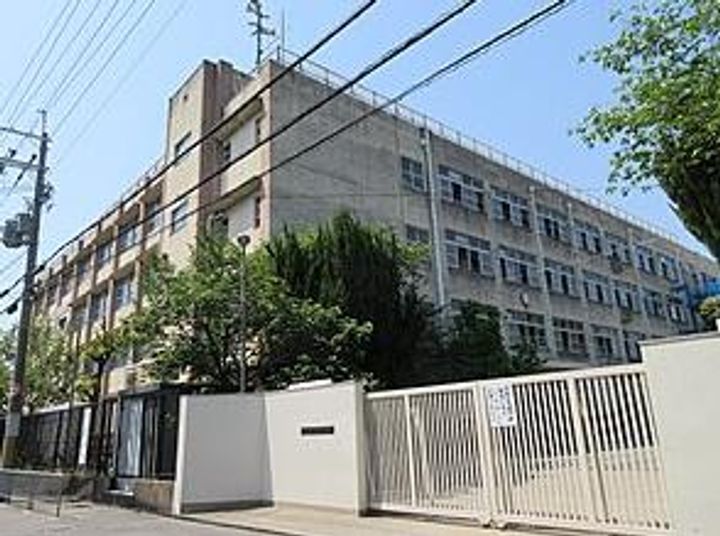 メゾンドール若江北の周辺