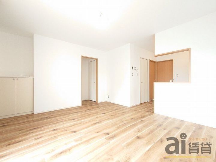 東京都東久留米市柳窪4(アパート)の賃貸物件の居間