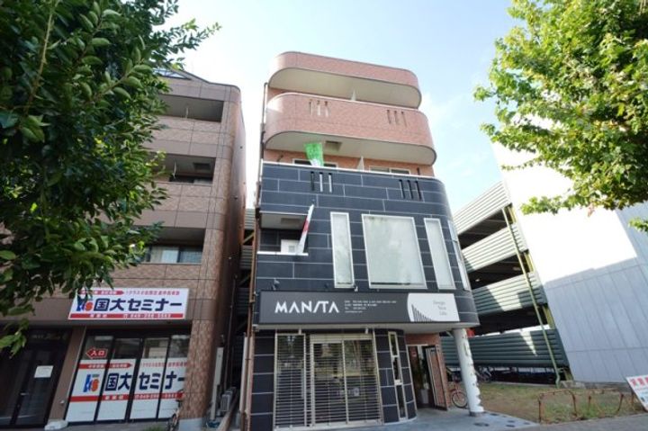 若葉西口ビルの外観