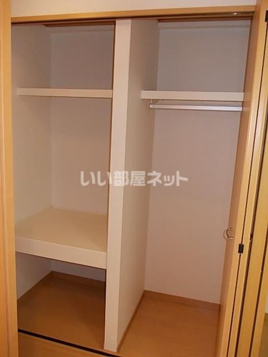 八反丸ビルIIの内装