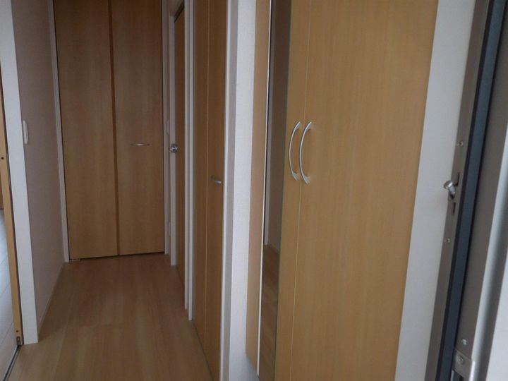 エルベ南幸の玄関