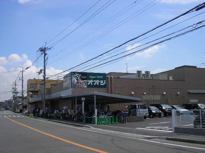 メゾンドーレ野間南の周辺
