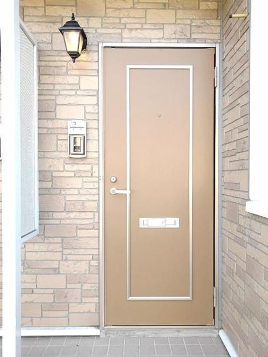 福島県福島市北矢野目字原田(アパート)の賃貸物件の玄関