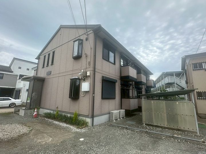 プラシードの外観