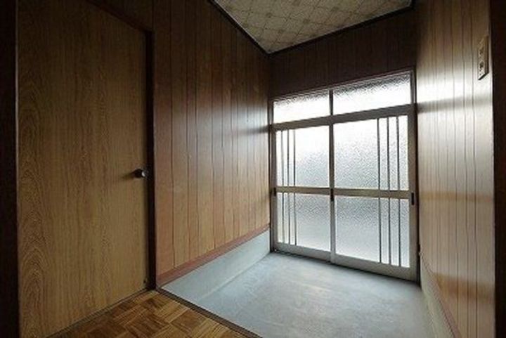 岡山県岡山市北区富田(一戸建)の賃貸物件の玄関