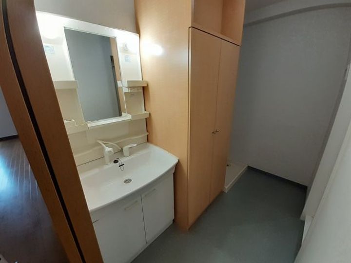 三重県名張市蔵持町原出(マンション)の賃貸物件の内装