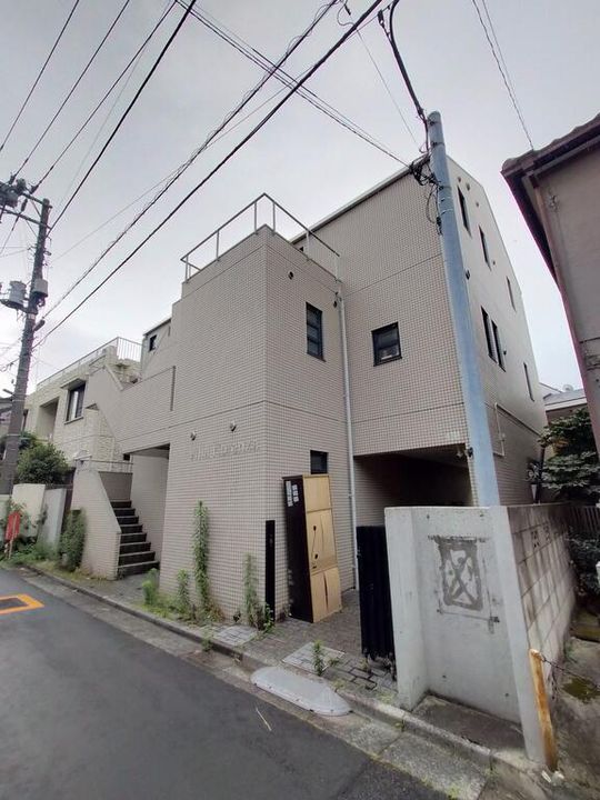 ヴィラ・フィオレンツァの外観