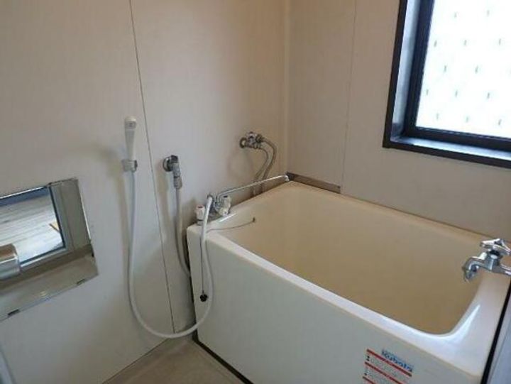 ハイツコウガクの風呂