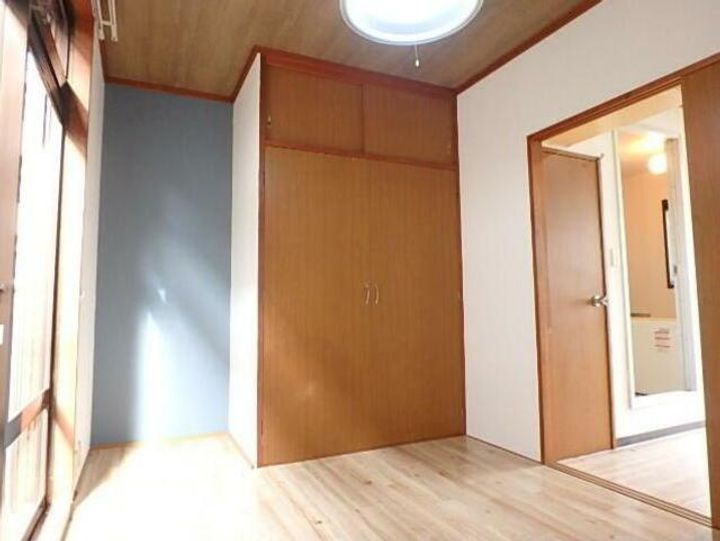 ハイツコウガクの居間