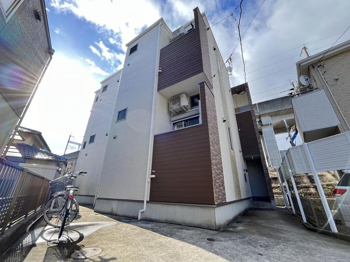 メルツ原町の外観