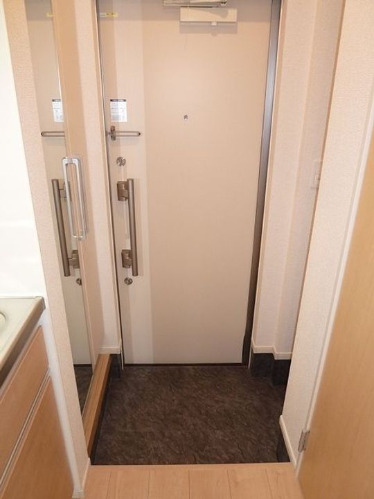 神奈川県座間市相武台1(アパート)の賃貸物件の玄関