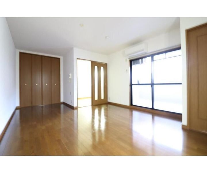 大阪府大阪市住吉区山之内4(マンション)の賃貸物件の居間