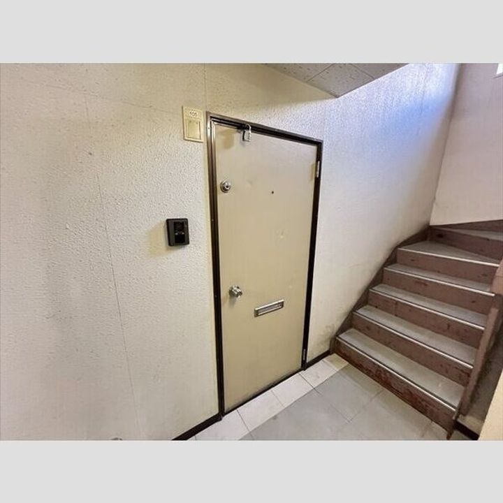 モア南6条の地図