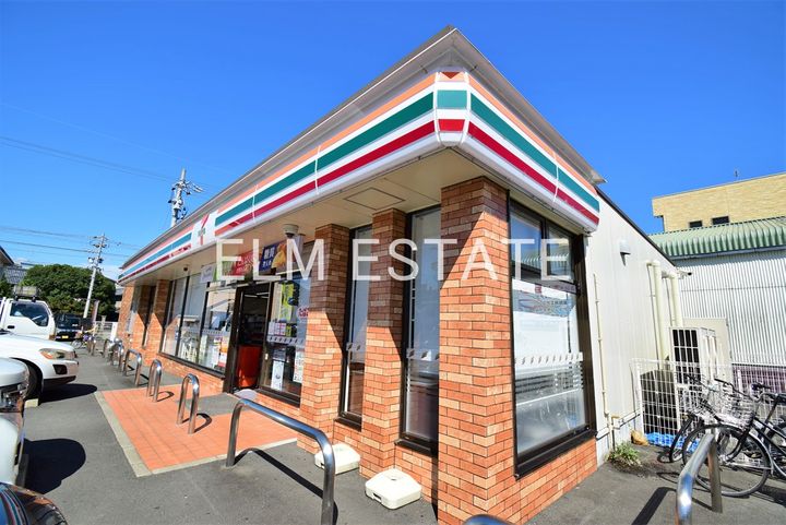 シャルム Wの周辺