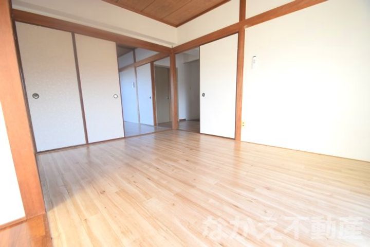 徳島県阿南市見能林町下志んじやく(アパート)の賃貸物件の内装