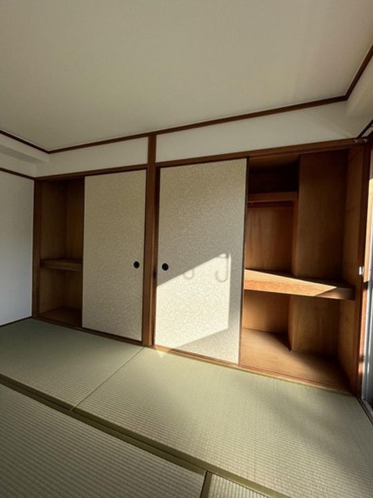 金崎ビルの内装